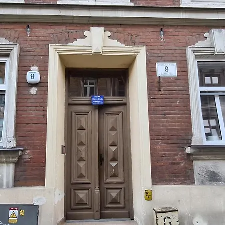 Apartment Apartament Zamkowa Street. *wawel*ice *bulwary Wislane Krakow